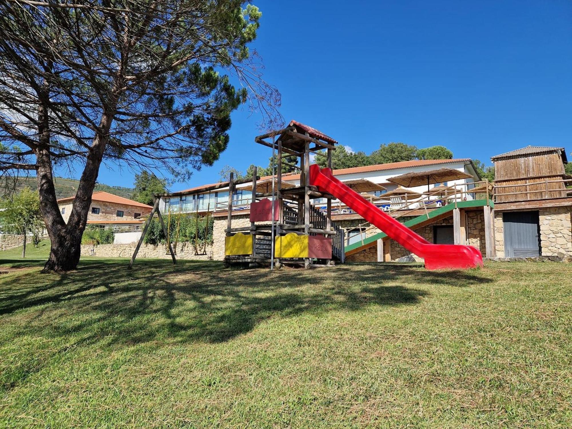 Douro Cister Hotel Resort Ucanha Esterno foto